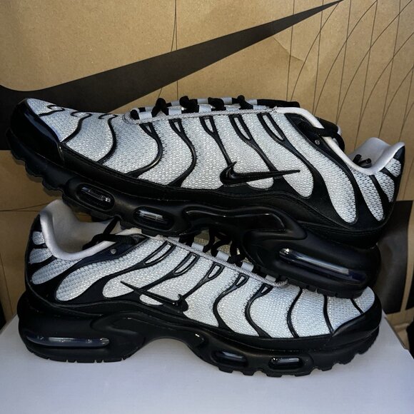 NEW Nike Air Max 95 By You Wolf Grey/Black HF0665-900 Men Size 9.5/ Womens 11 - Picture 2 of 8